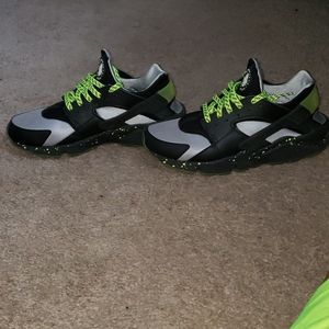 Nike Huraches